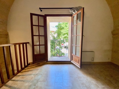 Maison de village 1 chambre 59m² centre village la Tour d'Aigues